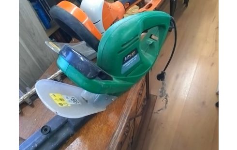 TAILLE HAIE ELECTRIQUE SIPLEC VERT