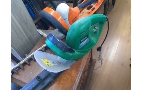 TAILLE HAIE ELECTRIQUE SIPLEC VERT