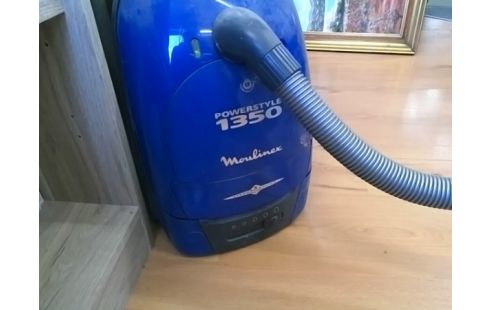 ASPIRATEUR BLEU MOULINEX