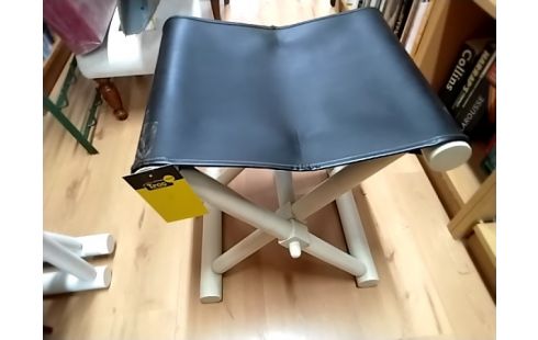 TABOURET BLANC PLIANT