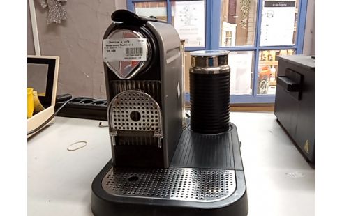 Machine à café Nespresso Vertuo Plus