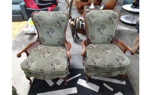 SALON STYLISÉE CANNÉ 2+1+1