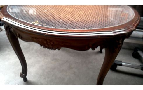 MESA DE SALÓN REDONDO HIELO ESTILO LUIS XV