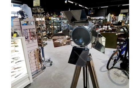 LAMPADAIRE STYLE INDUSTRIEL