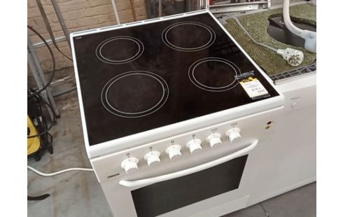CUISINIERE VITROCERAMIQUE ZANUSSI