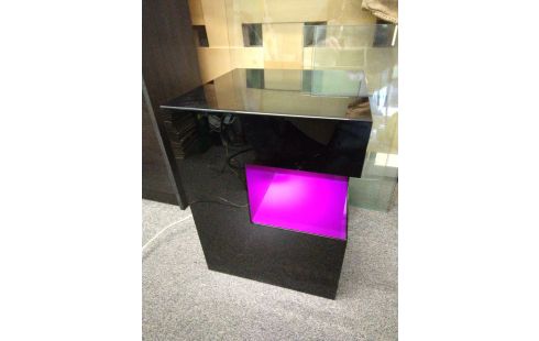 BOUT DE CANAPE LUMINEUX