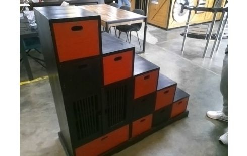 MEUBLE ESCALIERS CASIERS