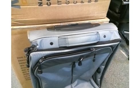 VALISE SOUPLE GRISE DELSEY