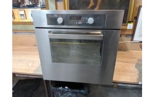 FOUR ENCASTRABLE ARISTON