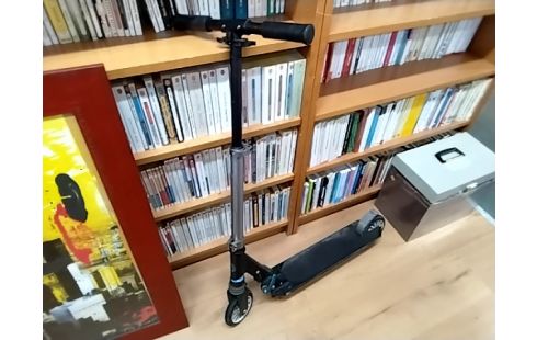 TROTTINETTE ENFANT SUSP