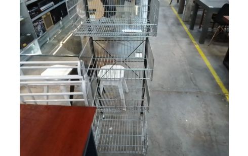 ETAGERE METAL ROULETTES