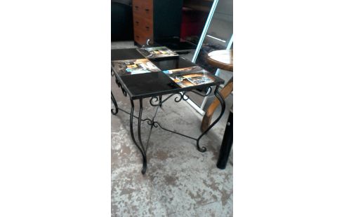 TABLE BASSE EN L'ETAT