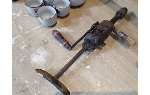 PERCEUSE VISSEUSE MANUEL