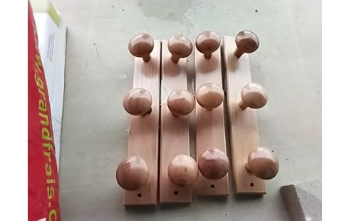 PORTE MANTEAU MURAL BOIS