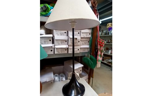 LAMPE DECO PIED TROMPETTE