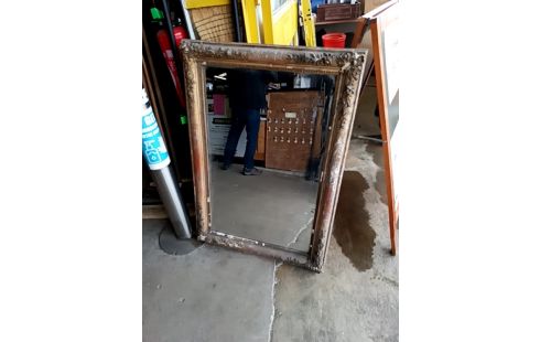 MIROIR ANCIEN ACCIDENTÉ