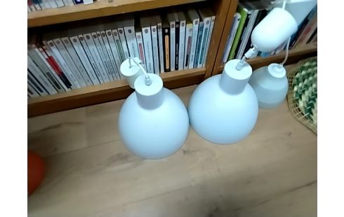 LUSTRE PLASTIQUE BLANC