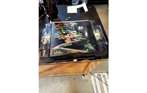 NECESSAIRE DE TOILETTE ASIATIQUE A RESTAURER