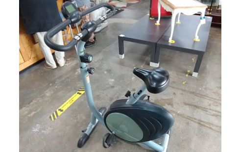 VELO D'APPARTEMENT DOMYOS REGLABLE