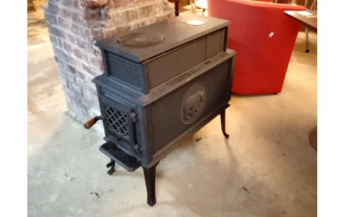 POELE A BOIS Jotul F118  8KW fonte