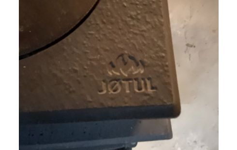 POELE A BOIS Jotul F118  8KW fonte