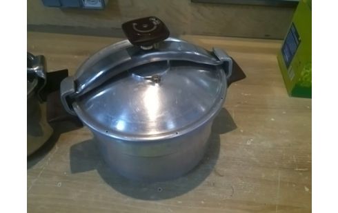 COCOTTE MINUTE SEB GM