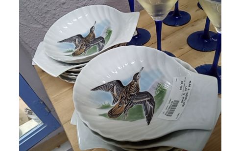 PLAT A COQUILLAGE LOT 12
