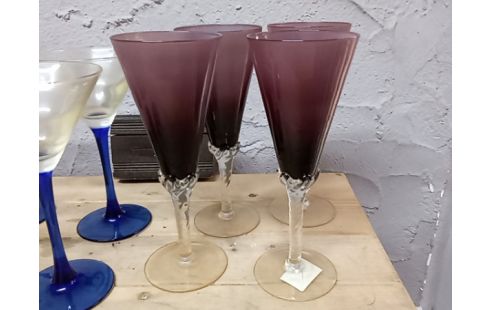 VERRES A VIN MAUVE LOT 4