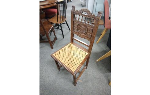 6 CHAISES STYLE HENRI II