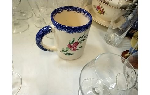 TASSE PEINTE A LA MAIN