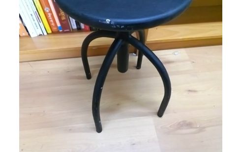 TABOURET NOIR