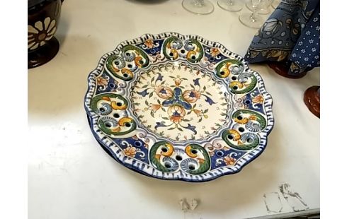 ASSIETTE DECO TROUÉE BLEUE ET VERTE