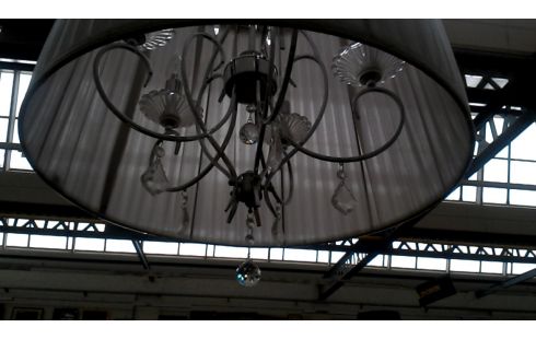 HÄNGELAMPE GRAU MET KRISTALL