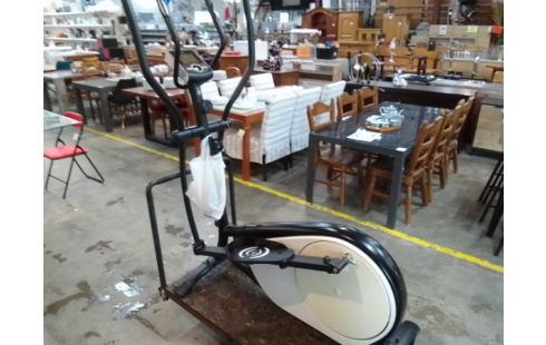 VELO ELLIPTIQUE DOMYOS