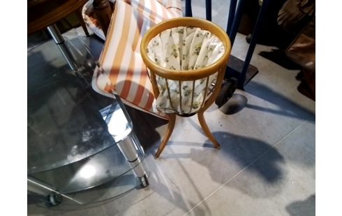 PORTE PELOTES EN BOIS