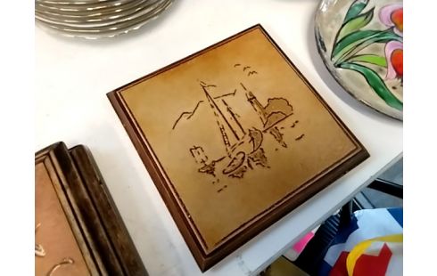 DESSOUS DE PLAT PHARE