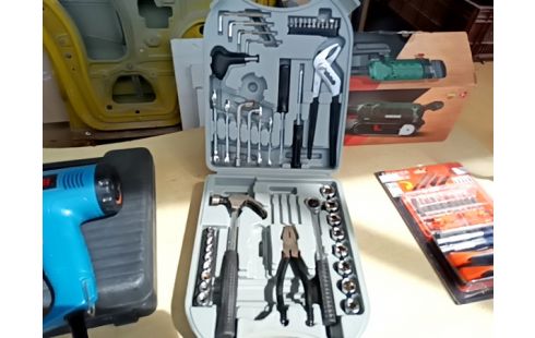 MALETTE OUTIL POUR VOITURE