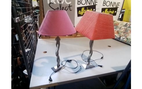 LAMPE A POSER ARTISANALE PIEDS METAL ABAT JOUR FRAMBOISE