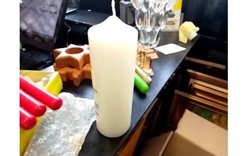 BOUGIE NEUVE BLANCHE