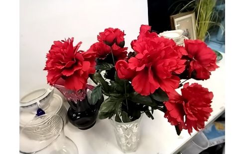 BOUQUET DE FLEURS ROUGE