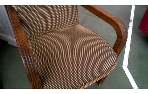 BUTACA. ROBLE TEJIDO PARDO BEIS