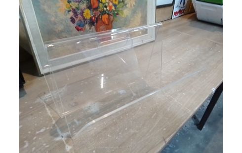 PORTE REVUES PLEXIGLAS