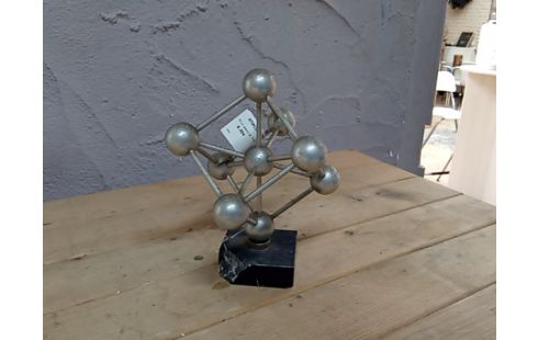 ATOMIUM DECORATION