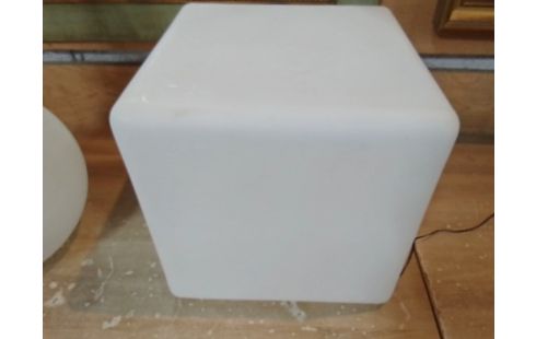 CUBE LUMINEUX EXTERIEUR AMPOULE HS