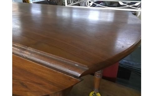 TABLE A VOLETS SUR ROULETTES