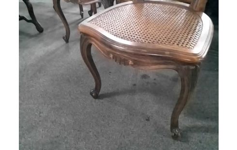 LOT DE 6 CHAISES CANNEES STYLE LOUIS XV