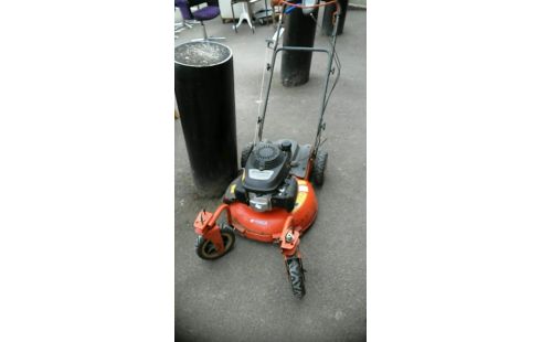 TONDEUSE HUSQVARNA R152