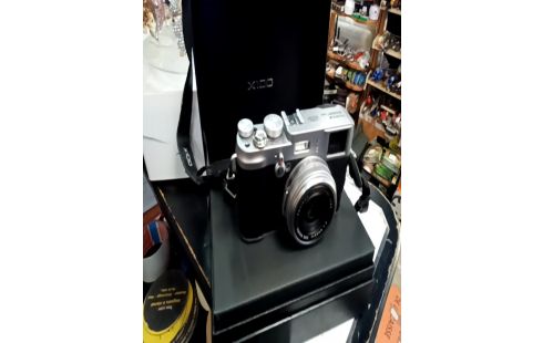 APPAREIL PHOTO FUJIFILM FINEPIX X100 + ACC BOITE