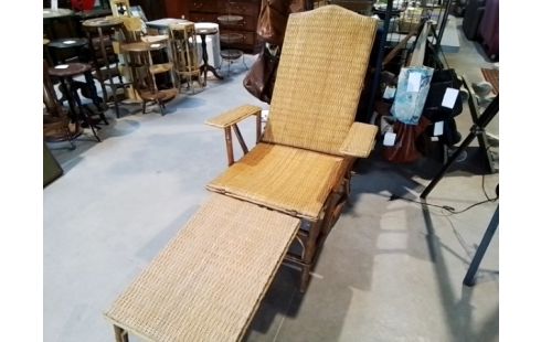 TRANSAT ET SON REPOSE PIED EN ROTIN DES ANNÉES 60