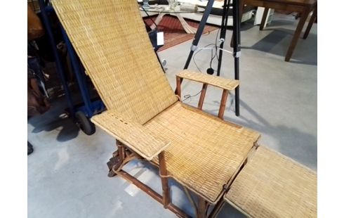 TRANSAT ET SON REPOSE PIED EN ROTIN DES ANNÉES 60